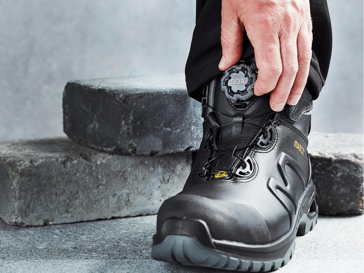 Kaj je sistem BOA® Fit in ali je res boljši od vezalk pri običajnih delovnih čevljih?
